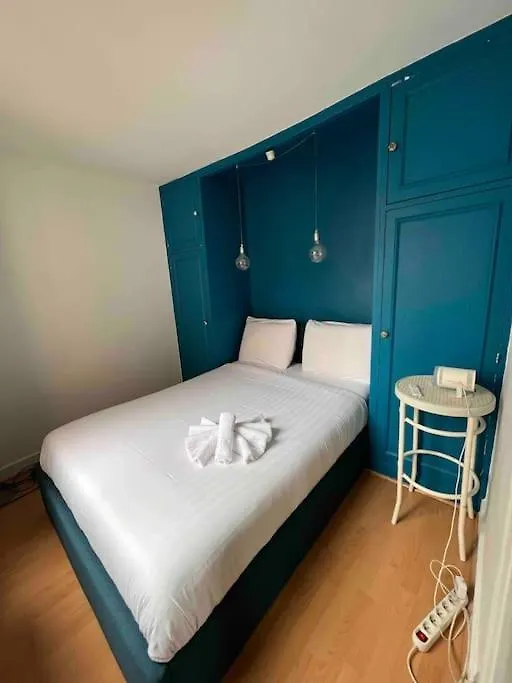 Cozy Flat, Sentier, 2 Guests 아파트 파리
